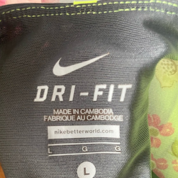 Nike Tank top - Picture 3 of 3